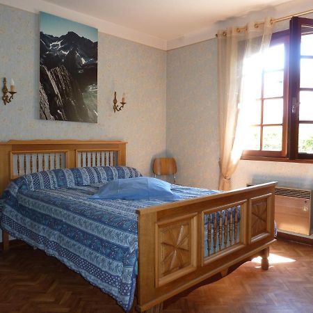 Appartement Rez De Jardin Luz-Saint-Sauveur Exteriör bild