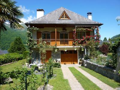 Appartement Rez De Jardin Luz-Saint-Sauveur Exteriör bild